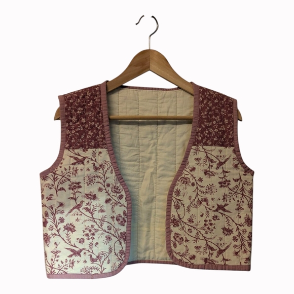 Hand Crafted Tops - 🩷🤍 Home Crafted Floral Patchwork Cropped Quilted Vest, S/M